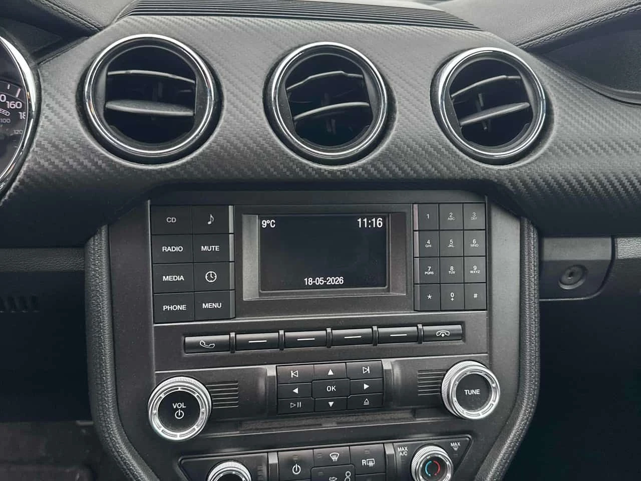 Ford Mustang  V6 /CARFAX/CAMERA/��������/����������  | Mobile.bg � ����������� 9