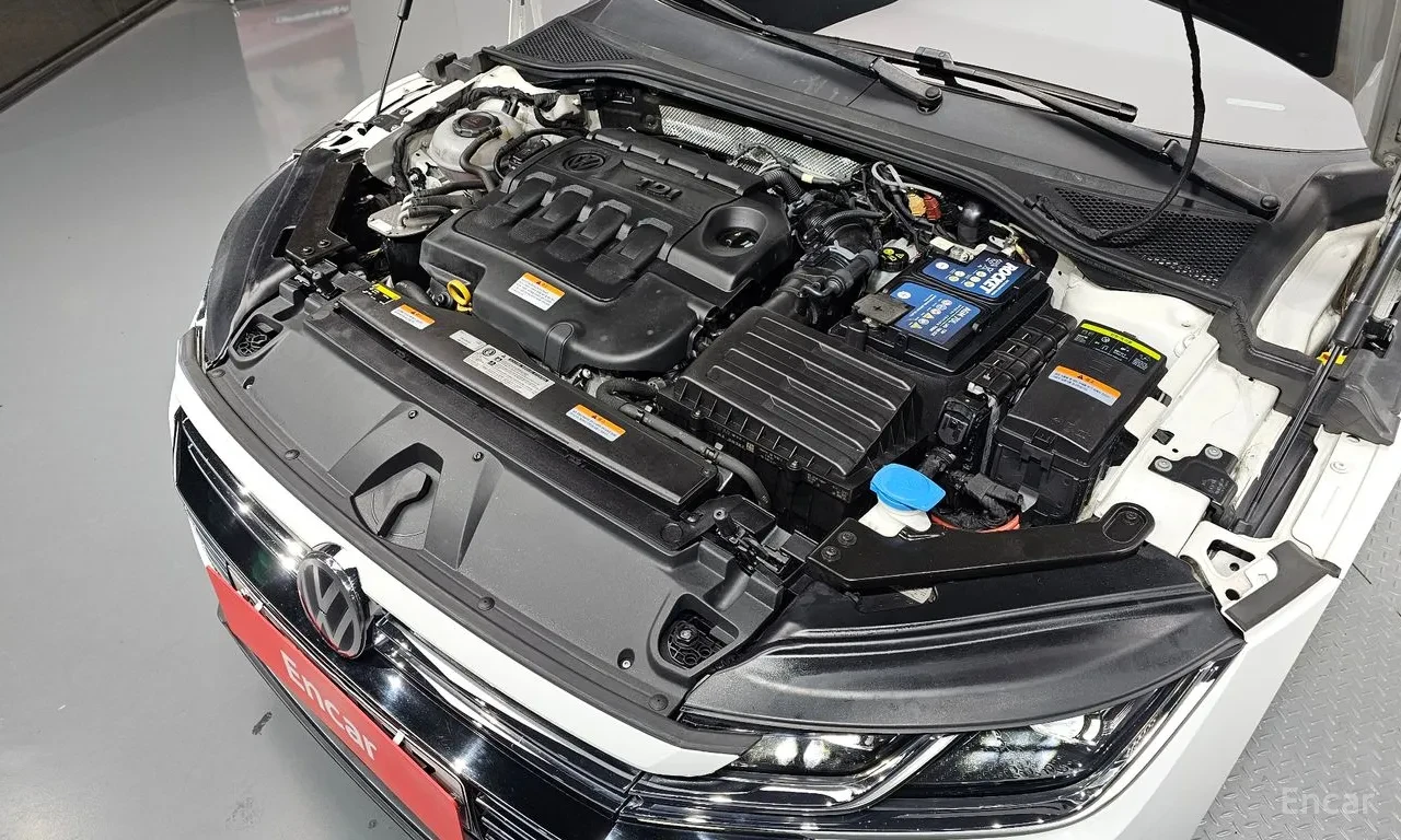 VW Arteon 2.0 TDI Premium, снимка 6 - Автомобили и джипове - 54957092