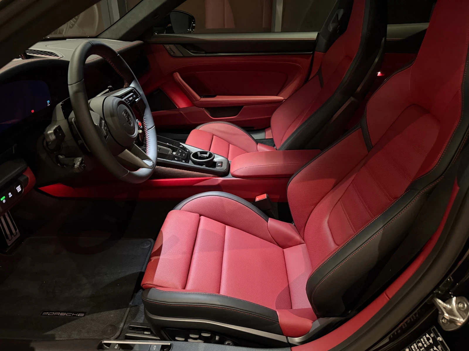 Porsche 911 Turbo S , снимка 12 - Автомобили и джипове - 55134401