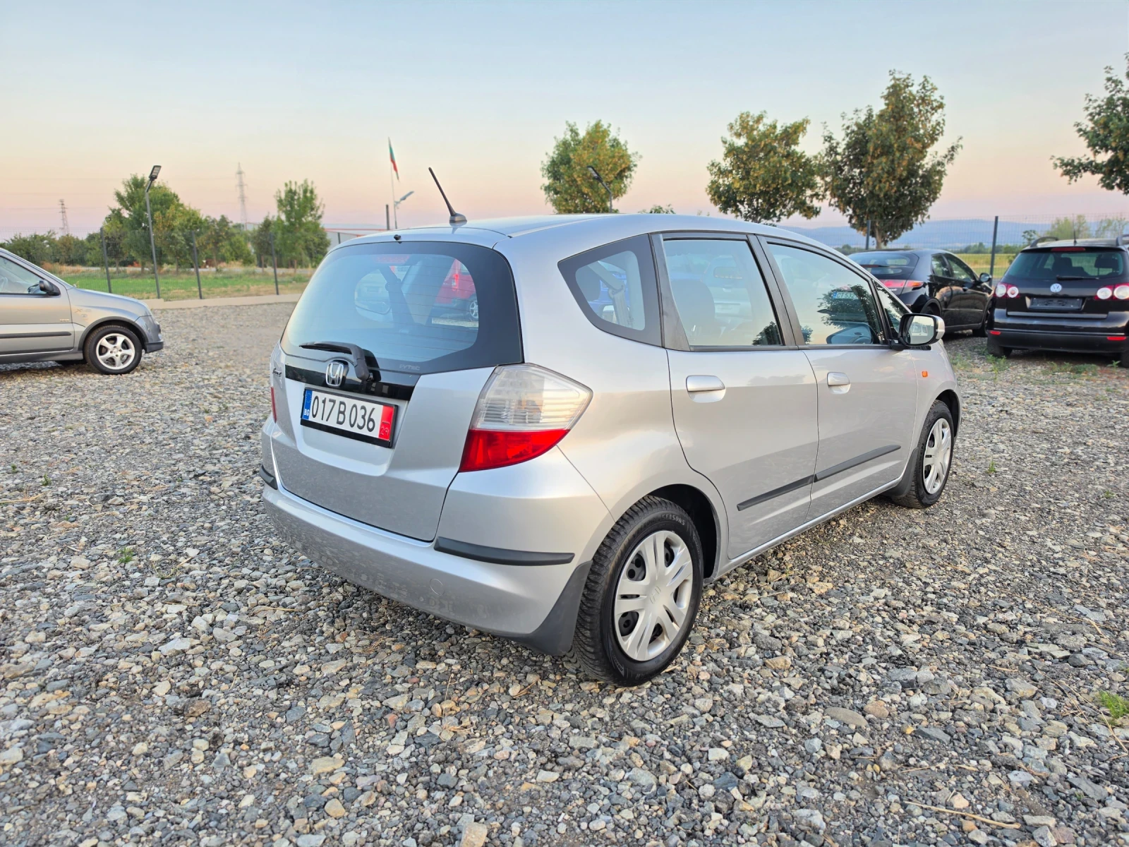 Honda Jazz 1.3I 90 150 km, снимка 6 - Автомобили и джипове - 55627837