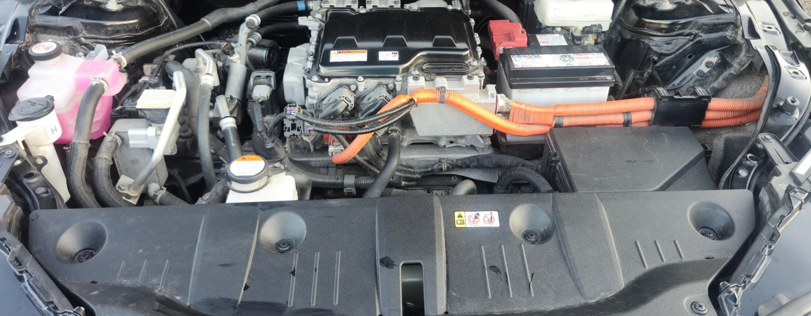 Subaru Solterra Premium AWD, снимка 15 - Автомобили и джипове - 55729536