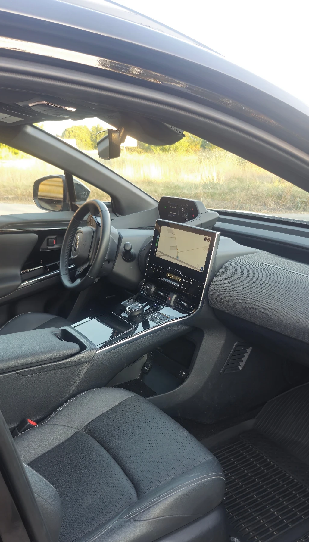 Subaru Solterra Premium AWD, снимка 10 - Автомобили и джипове - 55729536