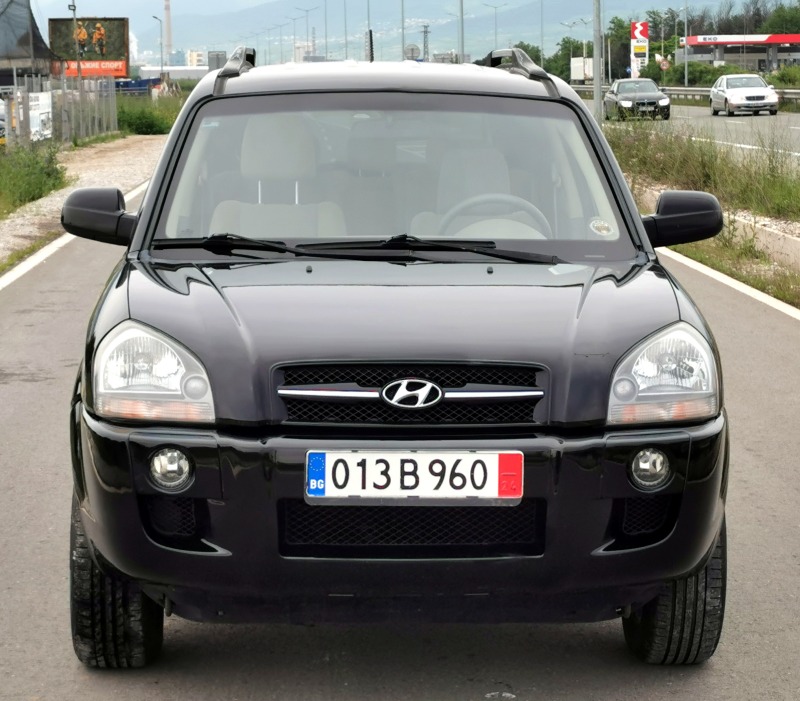 Hyundai Tucson 2.0i 140ks, снимка 2 - Автомобили и джипове - 45865262