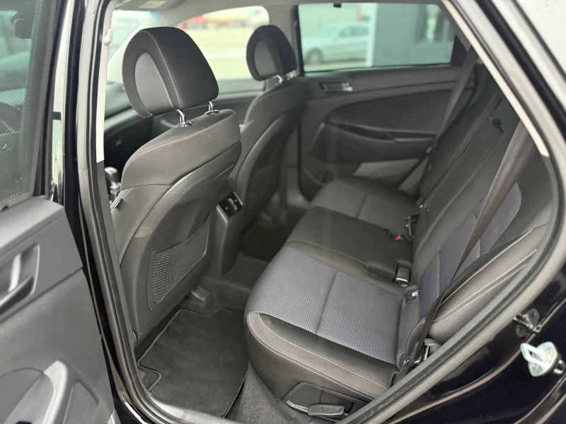 Hyundai Tucson 1.7 crdi 115 ks СОБСТВЕН ЛИЗИНГ !!!, снимка 13 - Автомобили и джипове - 52116307