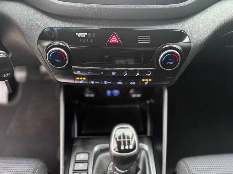 Hyundai Tucson 1.7 crdi 115 ks СОБСТВЕН ЛИЗИНГ !!!, снимка 16 - Автомобили и джипове - 52116307