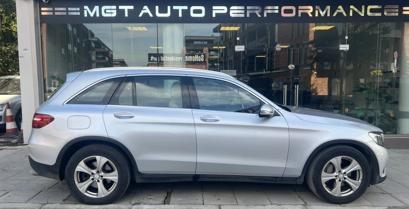 Mercedes-Benz GLC 220 d 4Matic = MGT Slect 2 = , снимка 7 - Автомобили и джипове - 52302152