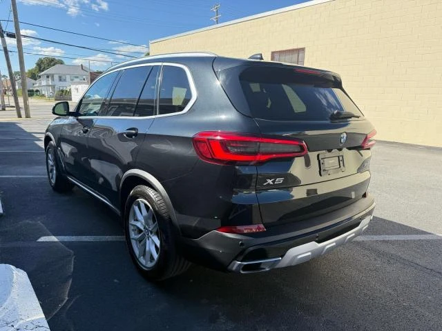 BMW X5 3.0L 6 All wheel drive - изображение 5