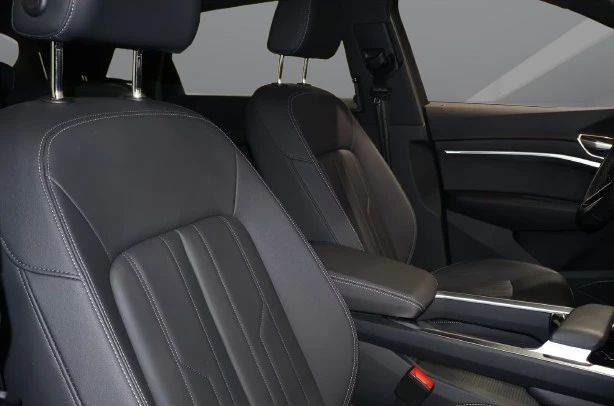 Audi Q8 e-Tron SUV 50 = S-line = Гаранция, снимка 8 - Автомобили и джипове - 54440978