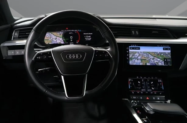 Audi Q8 e-Tron SUV 50 = S-line = Гаранция, снимка 5 - Автомобили и джипове - 54440978