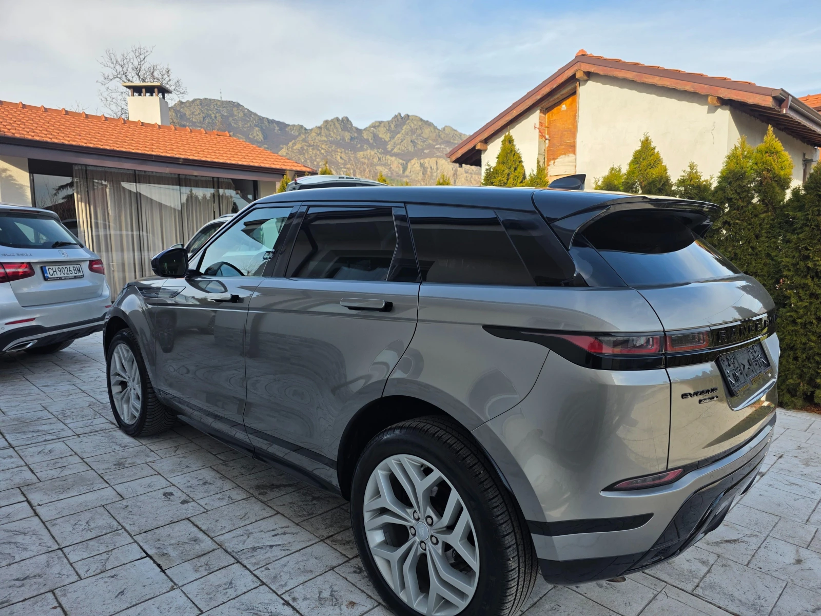 Land Rover Range Rover Evoque 2.0 TD4 R DYNAMIC KATO HOBA - изображение 8