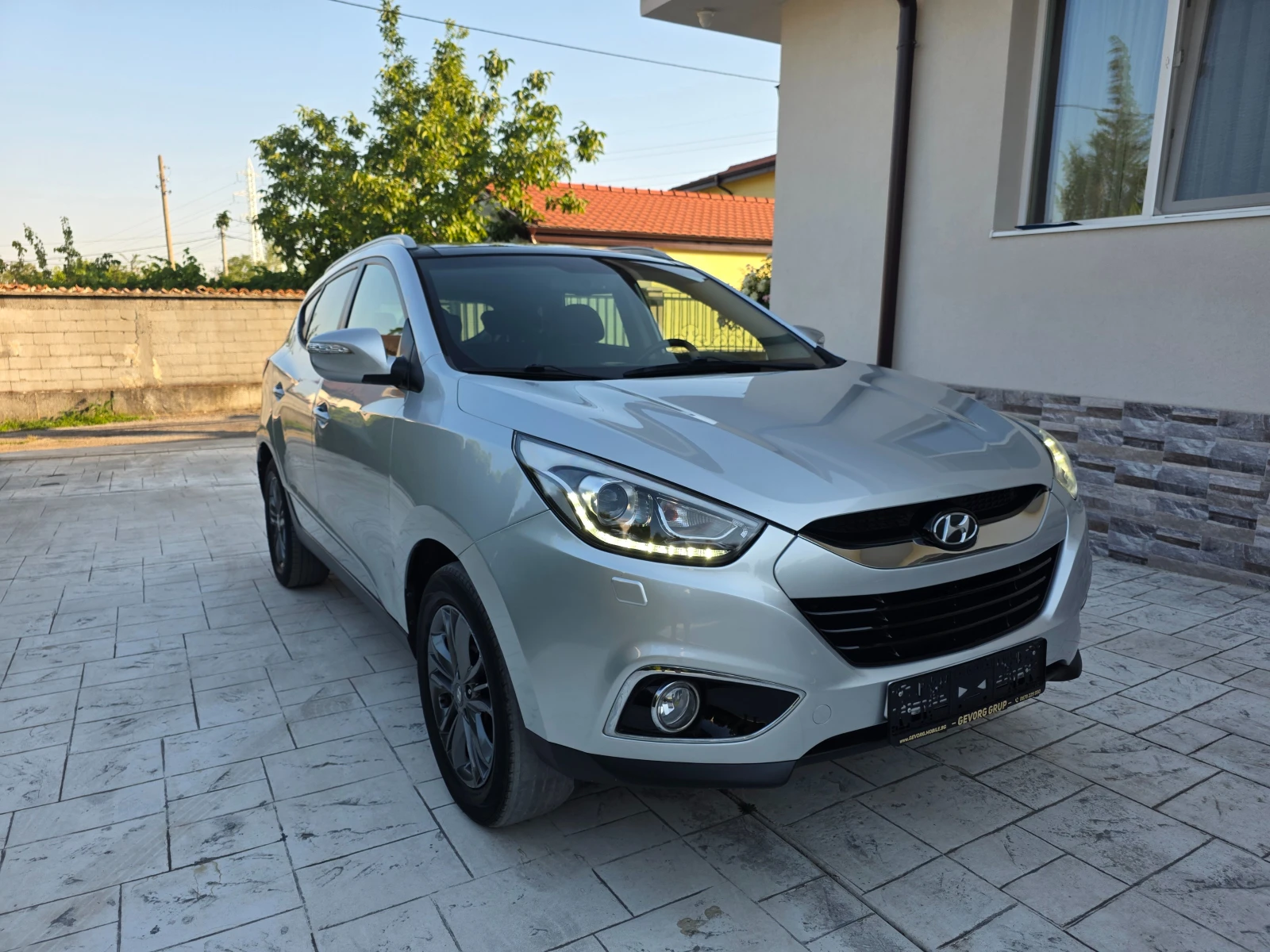 Hyundai IX35 1.7 CRDI NAVI KOJA PANORAMA , снимка 3 - Автомобили и джипове - 55105927