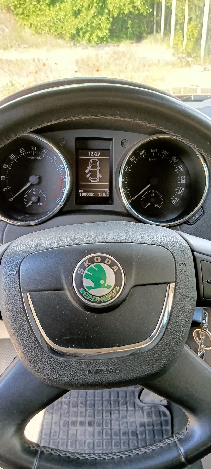 Skoda Yeti, снимка 12 - Автомобили и джипове - 55127411