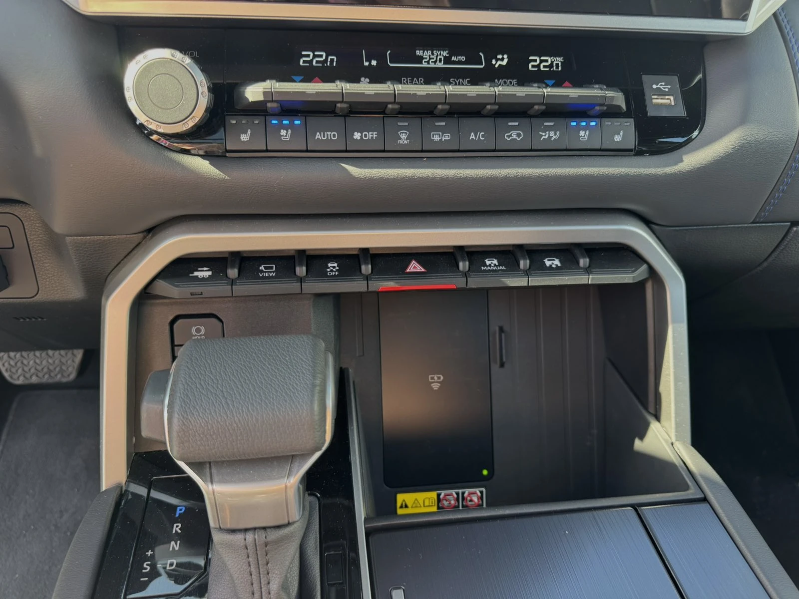 Toyota Sequoia Platinum, снимка 15 - Автомобили и джипове - 55422462