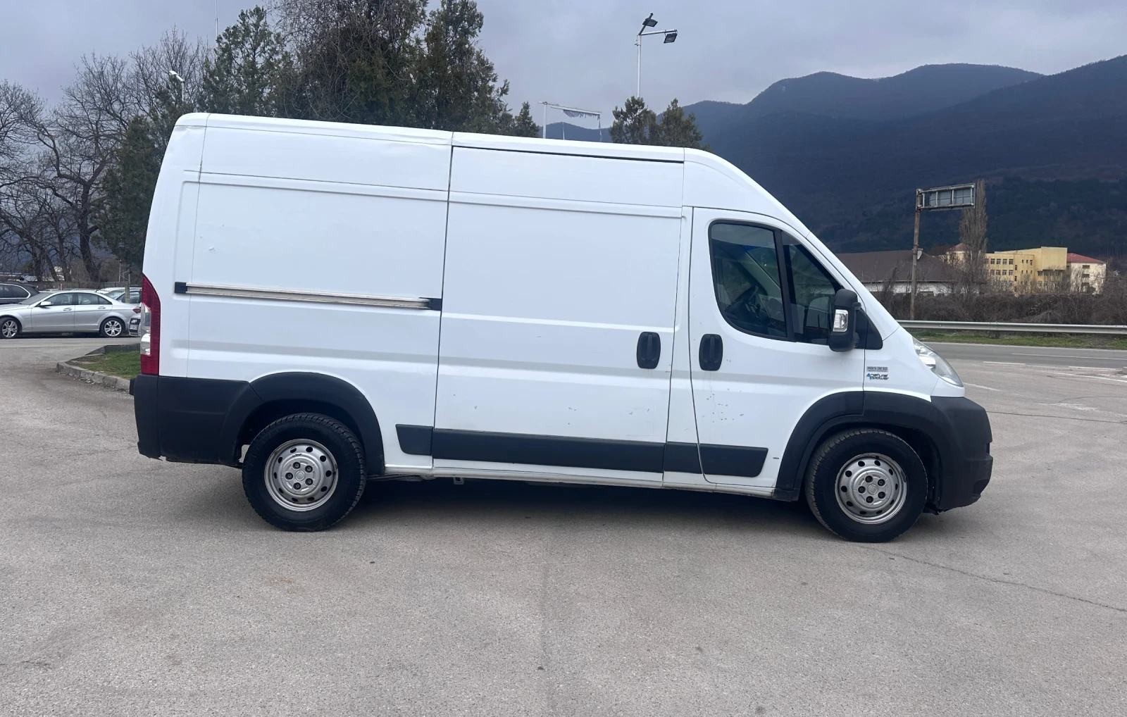Fiat Ducato FaceLift - 3.0i METAN - КЛИМАТИК, снимка 4 - Бусове и автобуси - 53913643