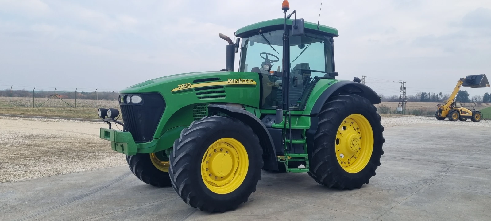 Трактор John Deere 7820, снимка 2 - Селскостопанска техника - 55937730