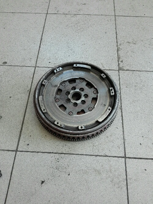 маховик за рено лагуна 3