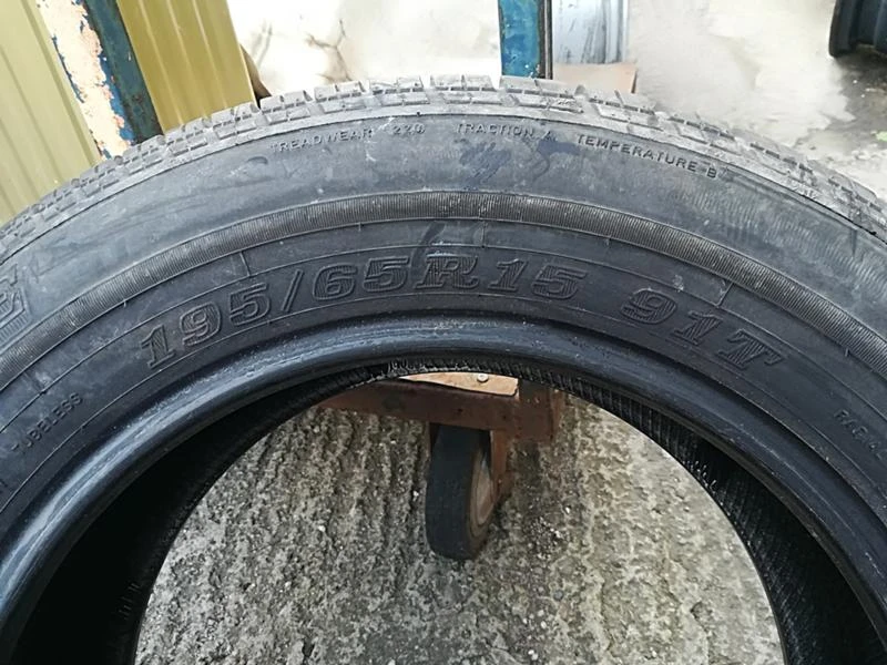 Гуми Летни 195/65R15, снимка 5 - Гуми и джанти - 23918666