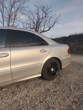 Mercedes-Benz E 270 2.7 CDI Avantgarde , снимка 11