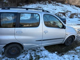 Toyota Yaris verso, снимка 4