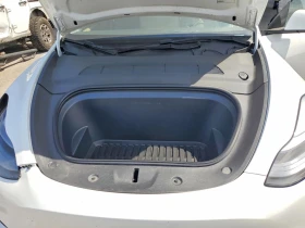 Tesla Model Y, снимка 11