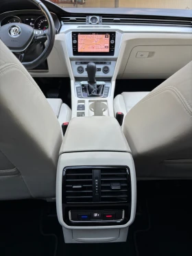 VW Passat     B8 DSG PANORAMA ACC LED DAS WELTAUTO, снимка 14