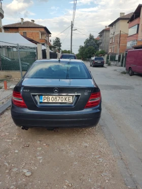 Mercedes-Benz C 180, снимка 2