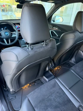 BMW iX1 xDrive30 M | Mobile.bg � ����� ������ 8