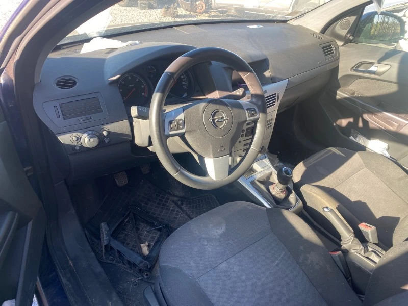 Opel Astra 1.7cdti, снимка 3 - Автомобили и джипове - 45186224