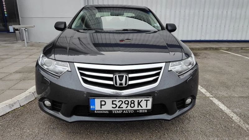 Honda Accord VIII (facelift) 2.0 i-VTEC (156 кс) 6MT, снимка 7 - Автомобили и джипове - 46305233