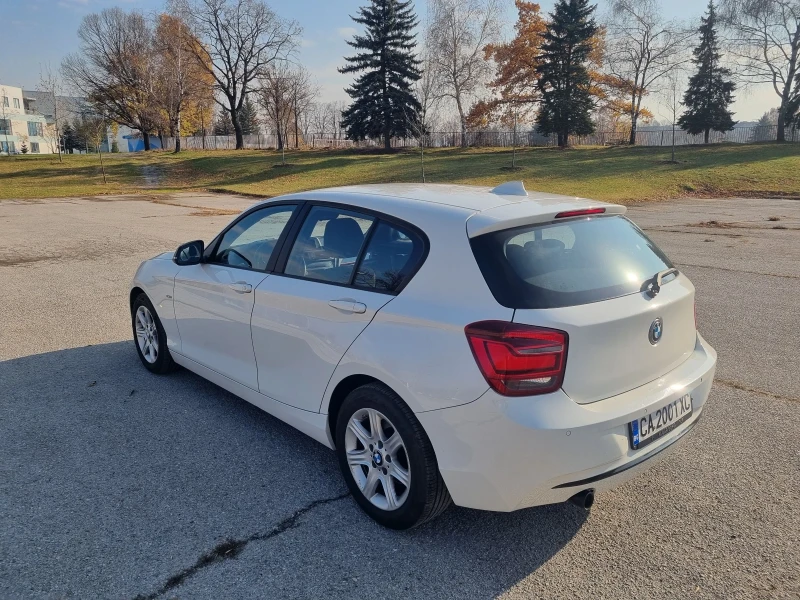 BMW 118 d sport, снимка 6 - Автомобили и джипове - 48147059