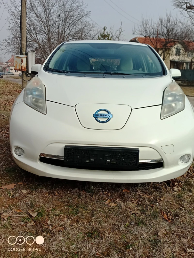 Nissan Leaf , снимка 5 - Автомобили и джипове - 49363391