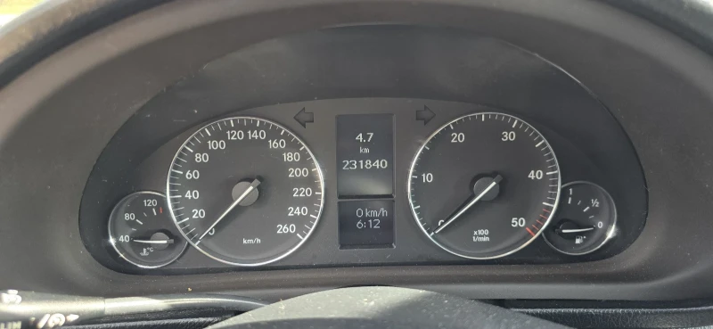 Mercedes-Benz C 220 CDI Coupe Facelift, снимка 7 - Автомобили и джипове - 49894020