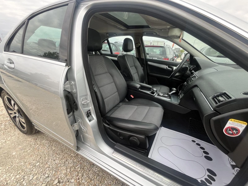 Mercedes-Benz C 220, снимка 12 - Автомобили и джипове - 52303872