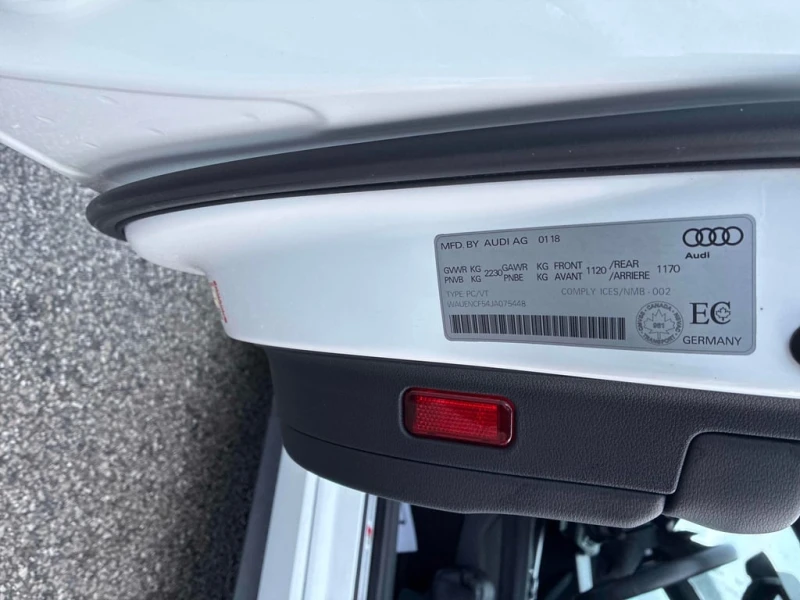 Audi A5 * Progressiv * CARFAX * БЕЗ ПЪРВОНАЧАЛНА ВНОСКА, снимка 12 - Автомобили и джипове - 52637641