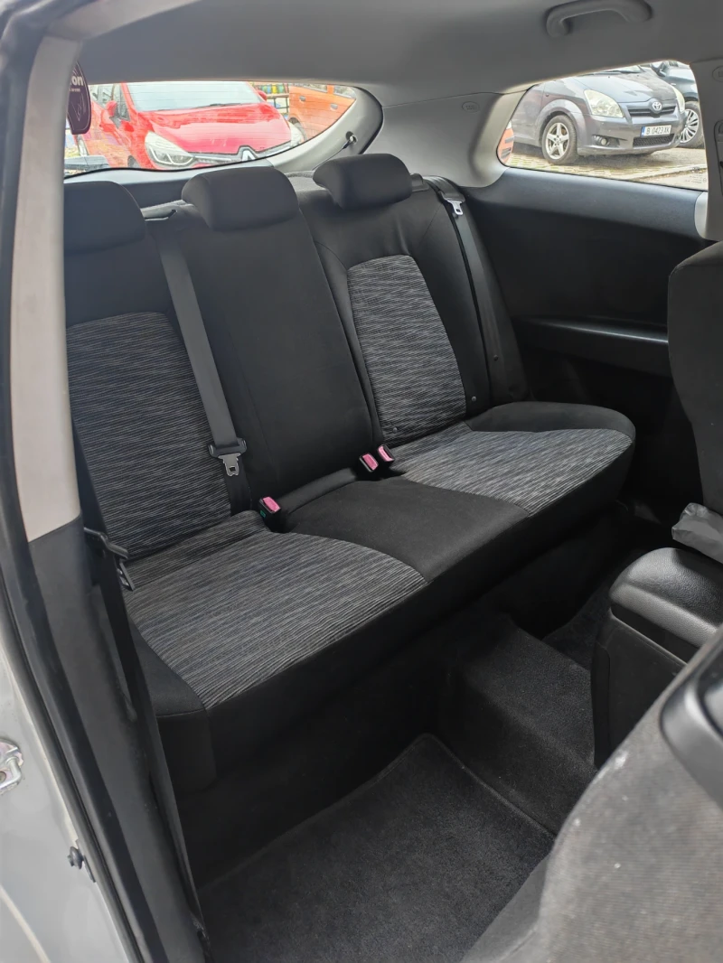 Kia Ceed, снимка 4 - Автомобили и джипове - 52915519