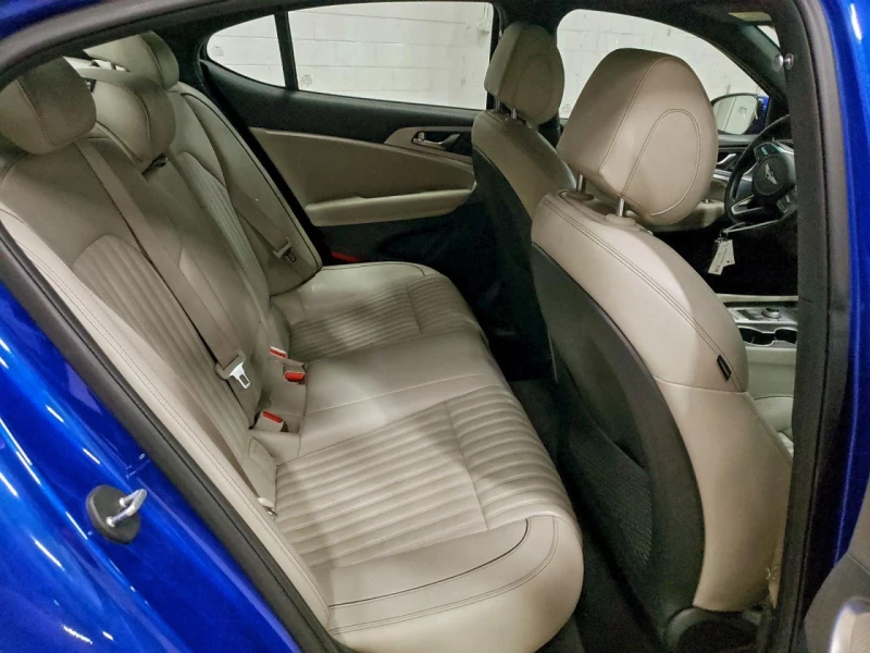 Genesis G70 * КОЖА* ПОДГРЕВ* НАВИ* ЛЕД* , снимка 10 - Автомобили и джипове - 53536229