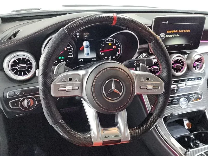 Mercedes-Benz C 63 AMG W205 Coupe, снимка 13 - Автомобили и джипове - 55920452