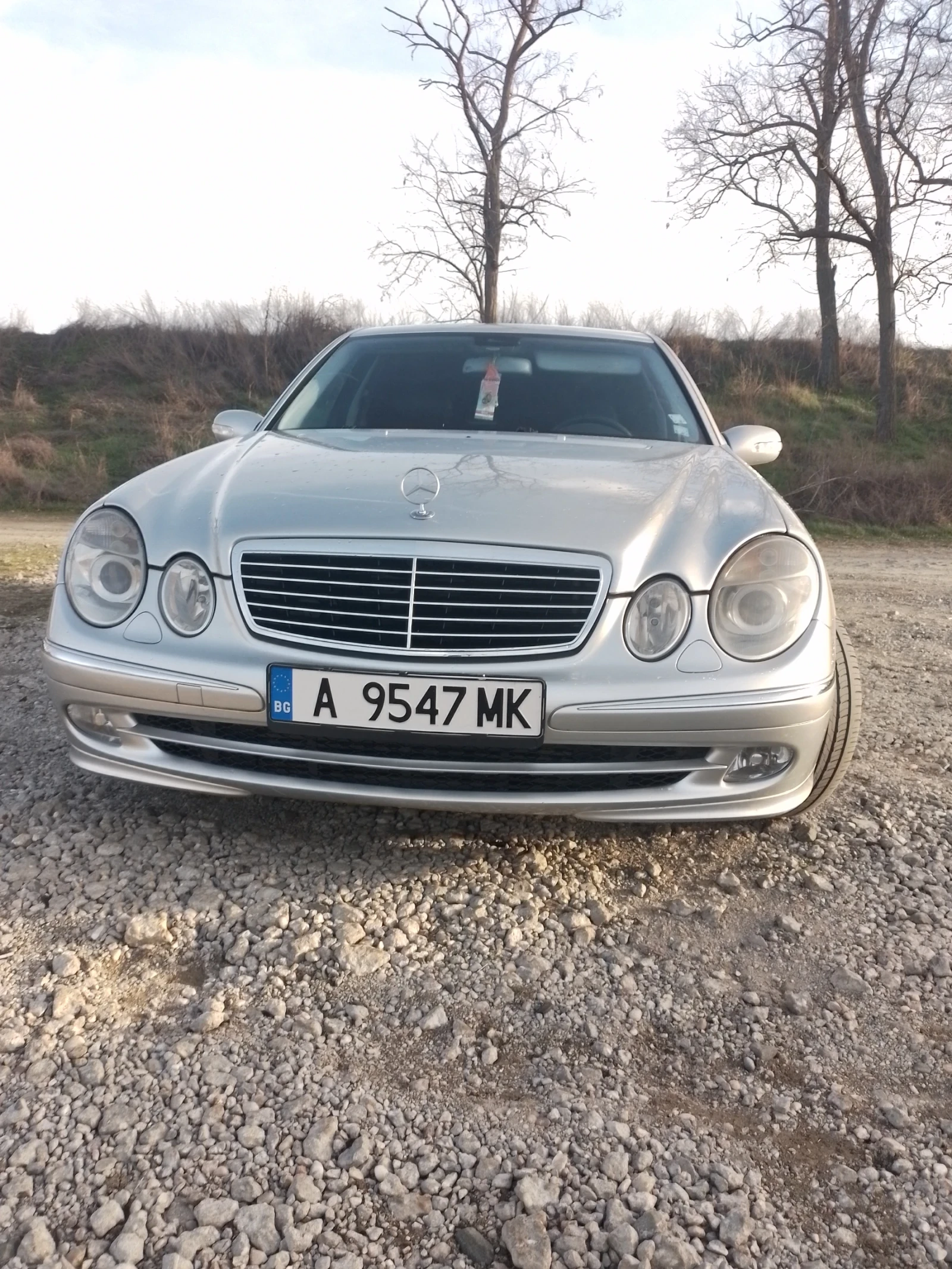 Mercedes-Benz E 270 2.7 CDI Avantgarde , снимка 1