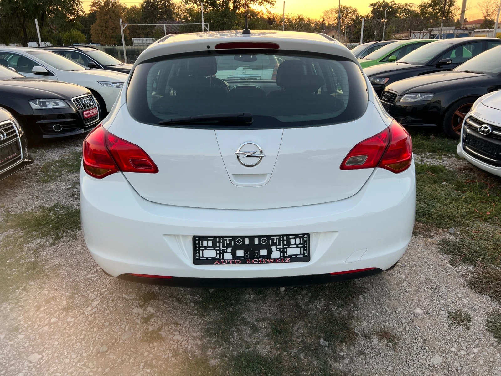 Opel Astra 1.6 i Schweiz - изображение 5