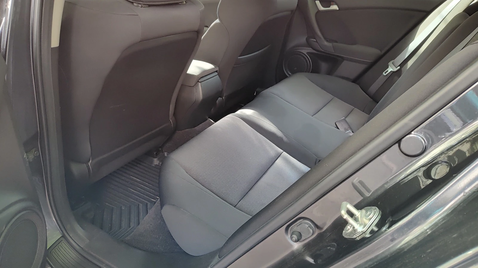 Honda Accord VIII (facelift) 2.0 i-VTEC (156 кс) юли 2012 - изображение 9