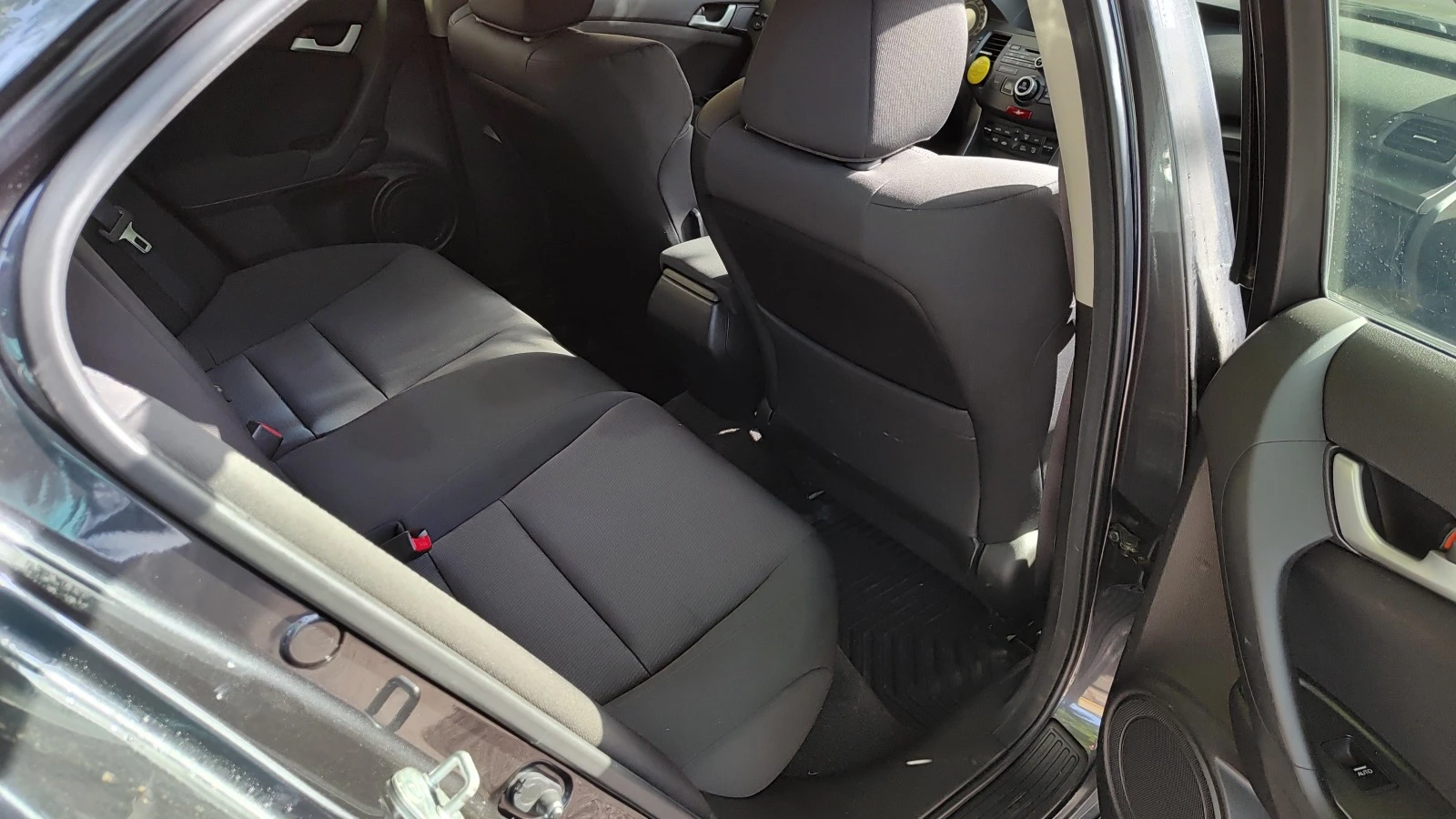 Honda Accord VIII (facelift) 2.0 i-VTEC (156 кс) юли 2012 - изображение 8