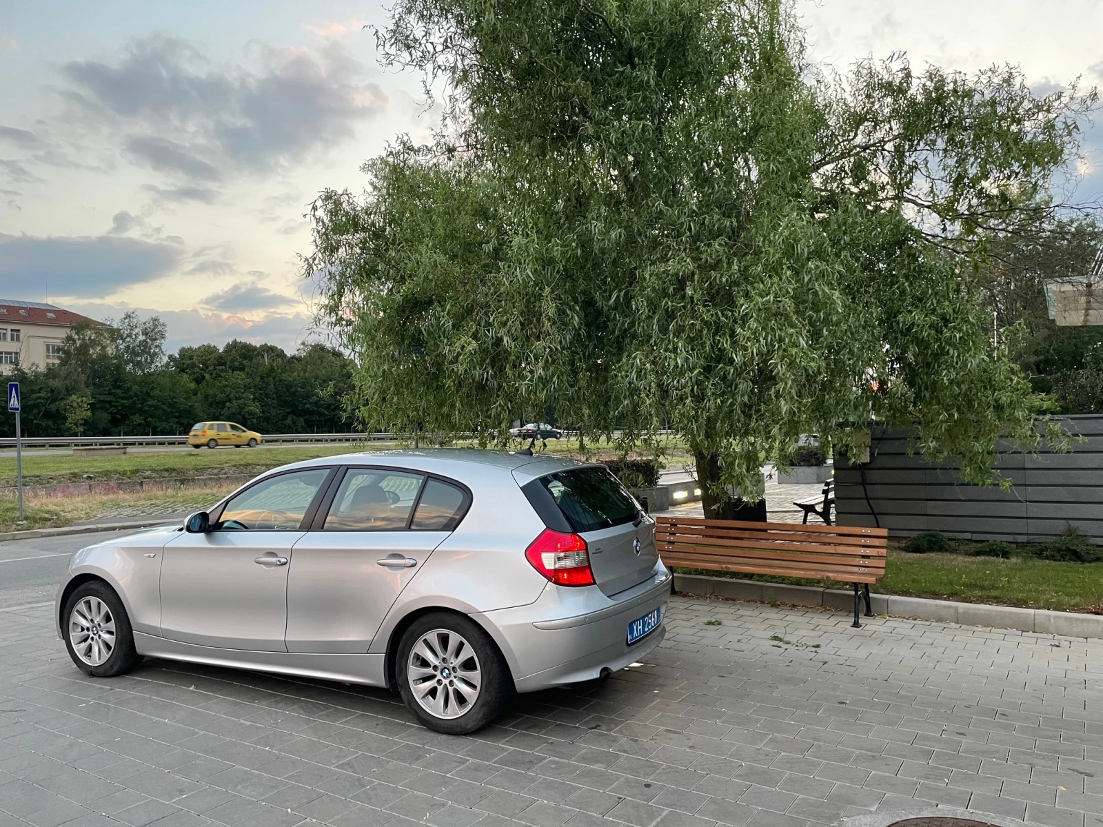 BMW 118  - изображение 4