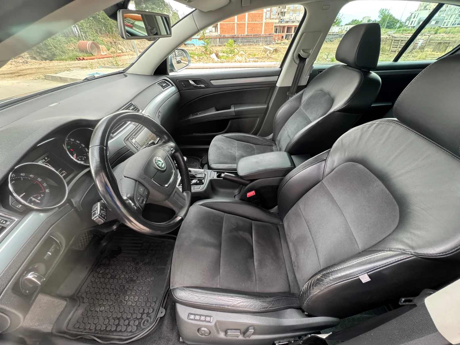 Skoda Superb  - изображение 8