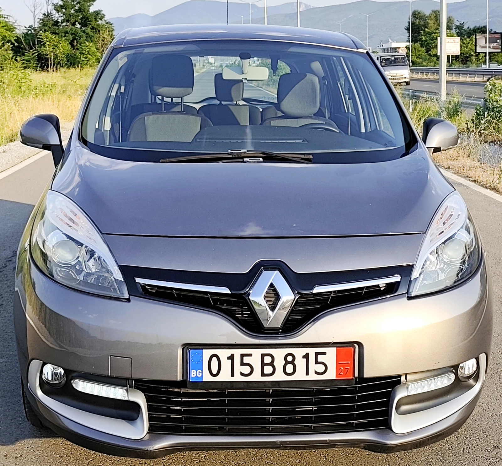 Renault Scenic 1.5dci Х-MOD - изображение 2