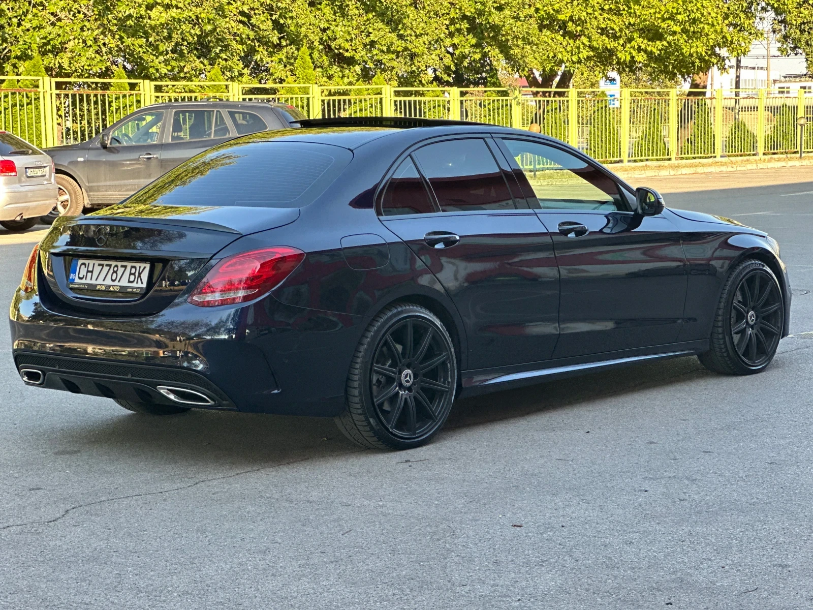 Mercedes-Benz C 400 4MATIC* AMG-ПАКЕТ* BURMASTER* DISTRONIC* LINE ASSI - изображение 2