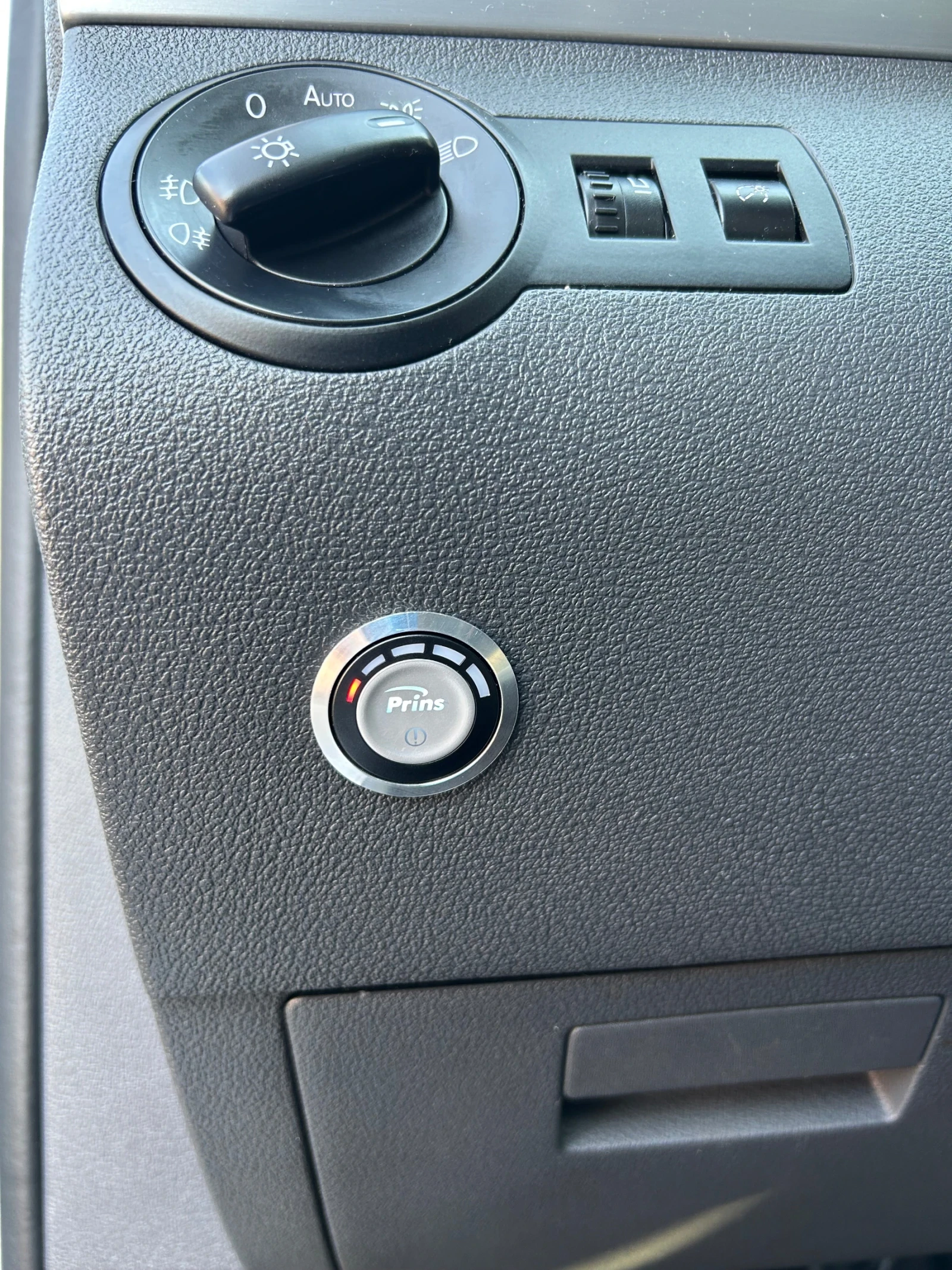 VW Touran R Line LPG Prins  - изображение 6