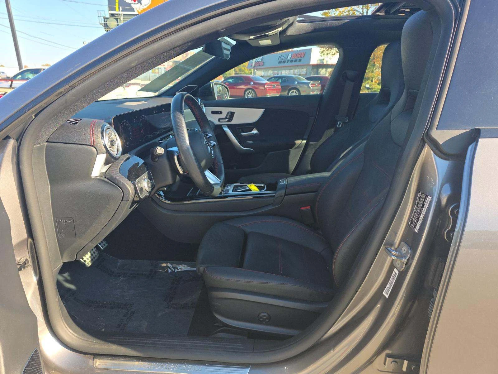 Mercedes-Benz CLA 250 * 15км* NIGHT AMG* 4matic* MEMORY* Подгрев* КЛИП М - изображение 5