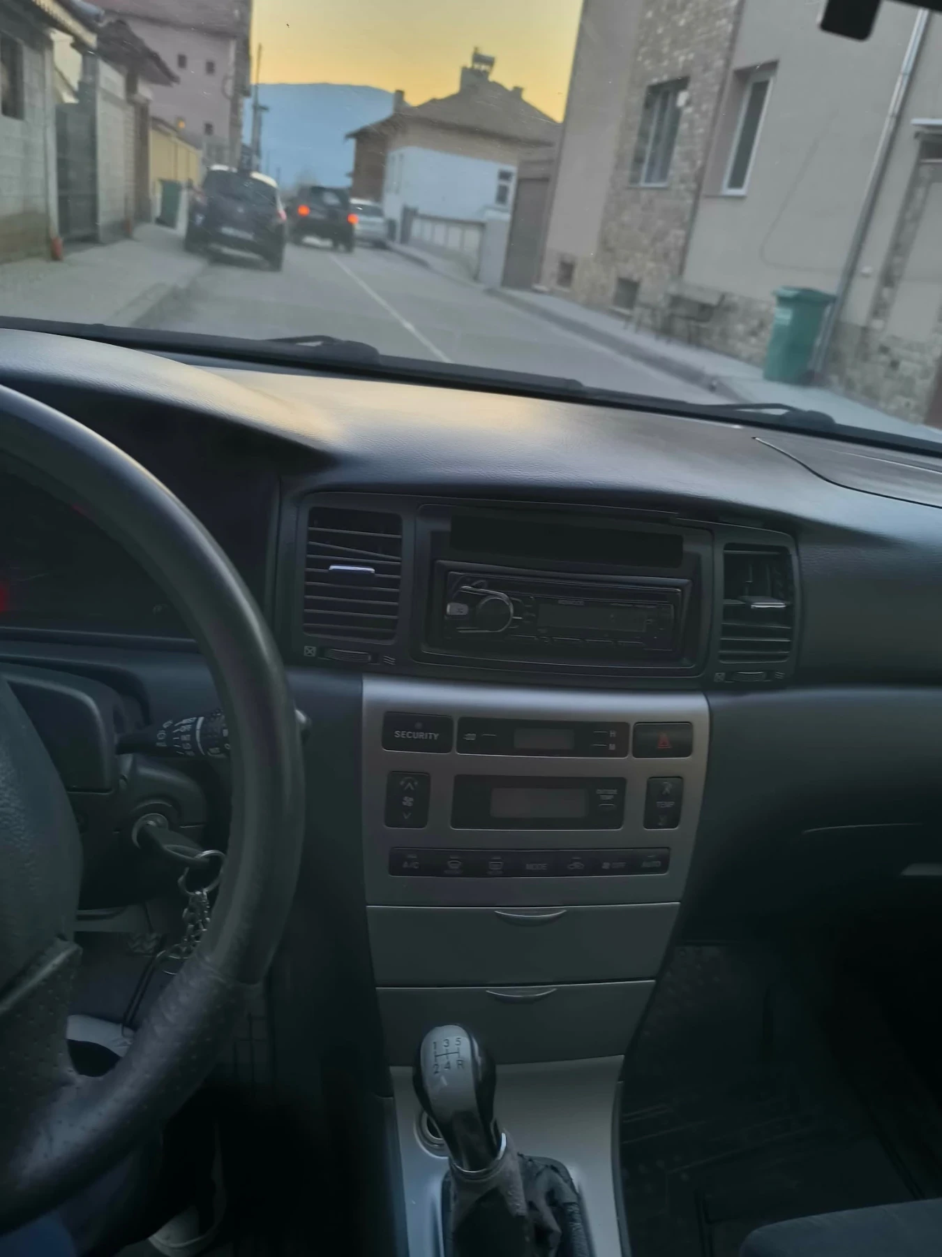 Toyota Corolla 2.0 D4D, снимка 6 - Автомобили и джипове - 53743183