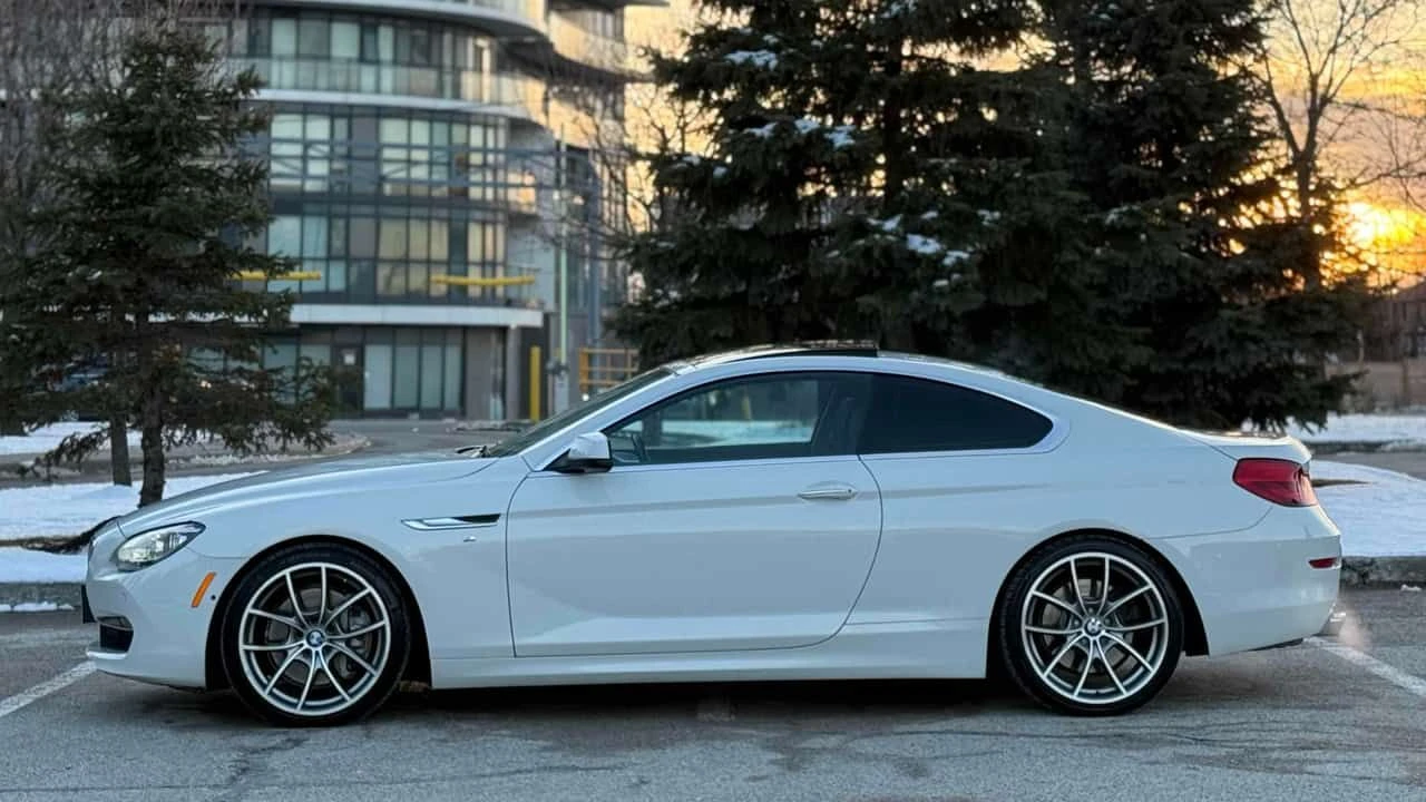 BMW 650 650i xDrive  CARFAX, снимка 2 - Автомобили и джипове - 53867376