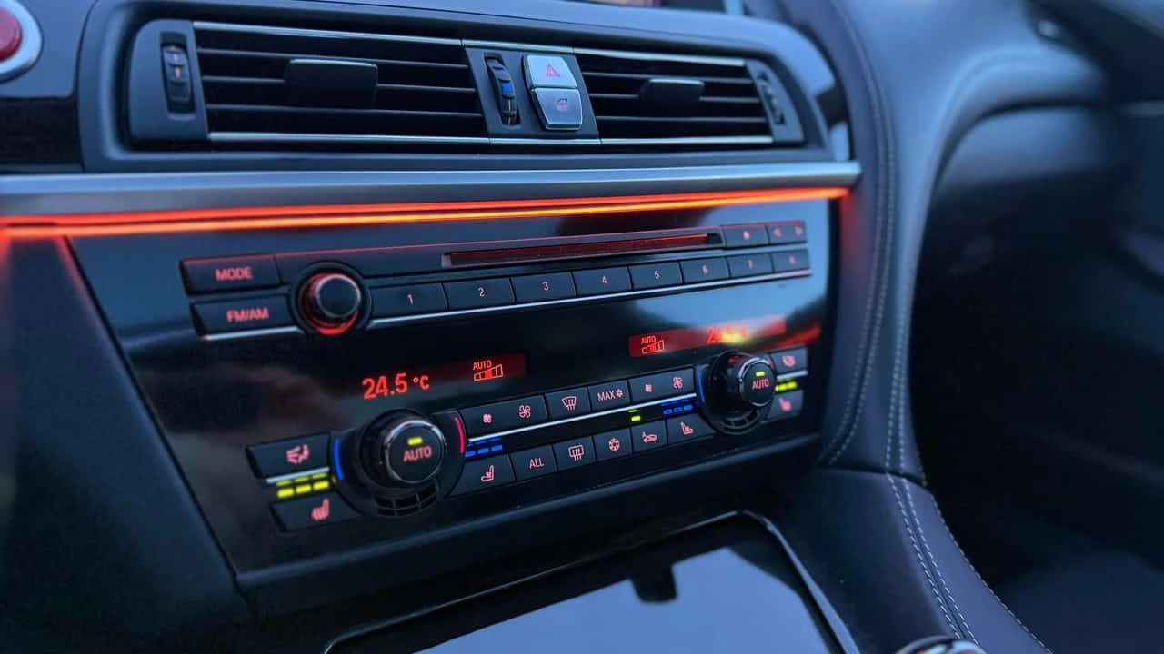 BMW 650 650i xDrive  CARFAX, снимка 12 - Автомобили и джипове - 53867376